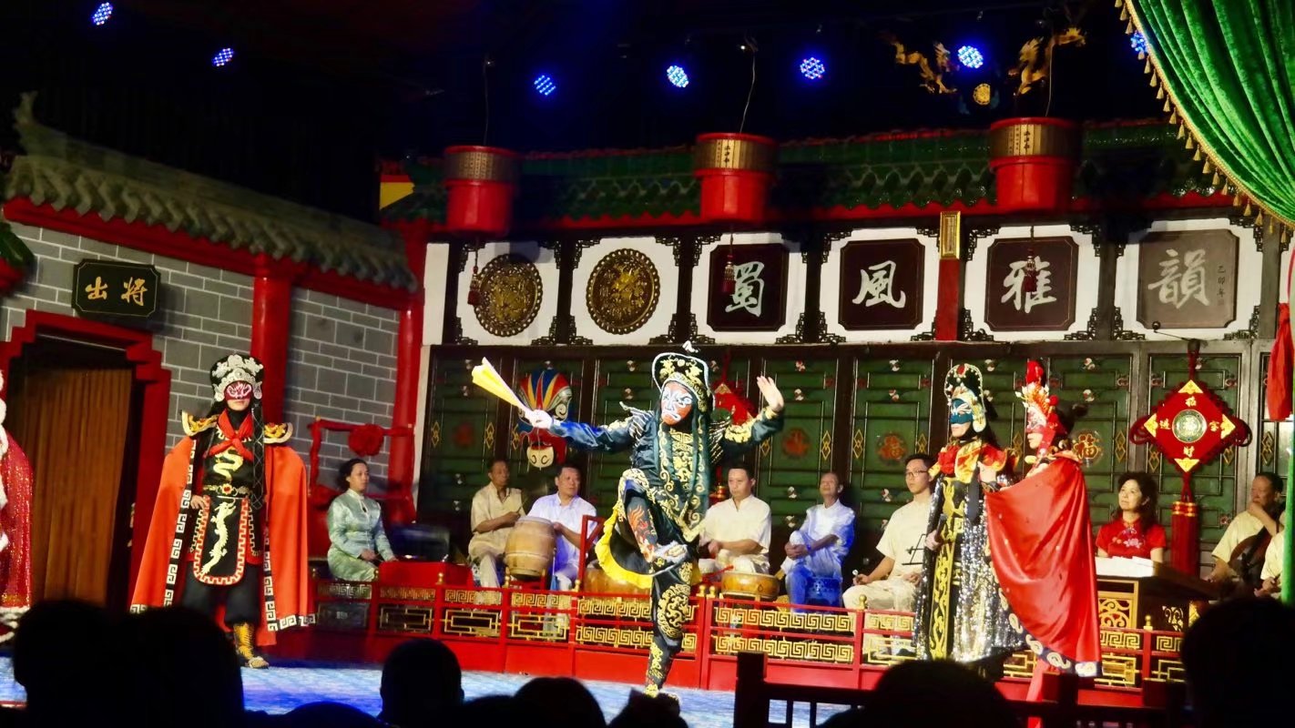Sichuan Opera and Face-Changing Show